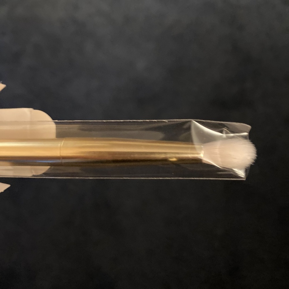 NIB Never used. Original SEINT box & plastic sleeve. GOLD Double-ended brush!